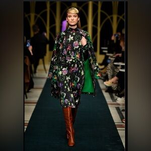 Marc Cain Collections Draped
Look Dress